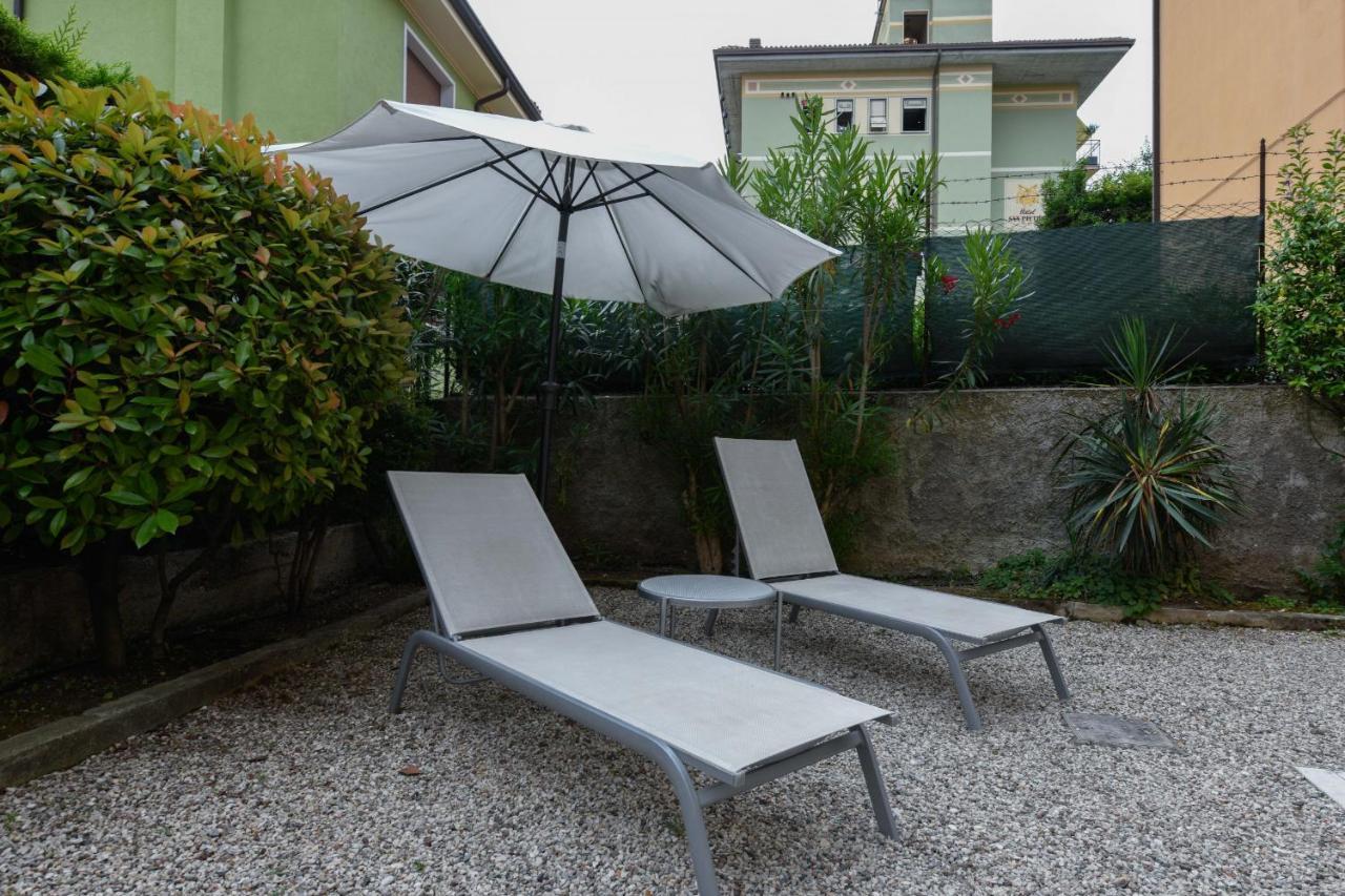 Garden Apartment Bardolino Eksteriør billede